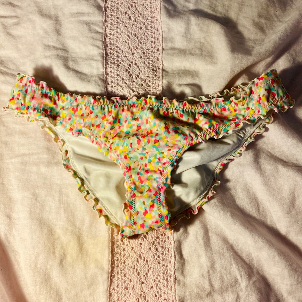 VICTORIA SECRET BIKINI BOTTOMS
